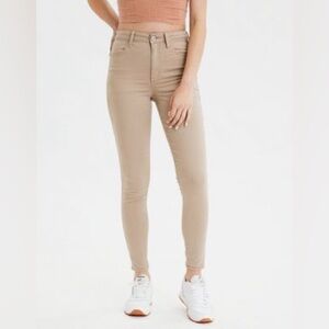American Eagle Outfitters Women’s Khaki Super Stretch Jegging